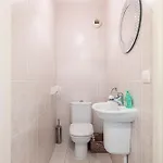 New 2 Bed In Antibes, 5 Min Walk To The *